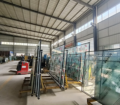 云南玻璃加工厂